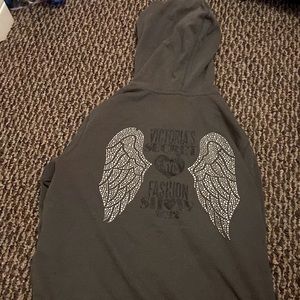 VICTORIA's SECRET 2012 Fashion show Zip up